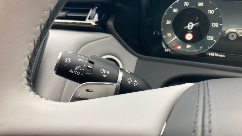 Land Rover Range Rover Velar 2.0 D200 MHEV Dynamic HSE 5dr Auto Diesel Estate